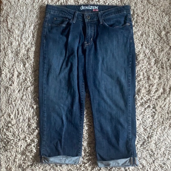 Denizen from Levi's Denim - Levi Denizen medium wash capris